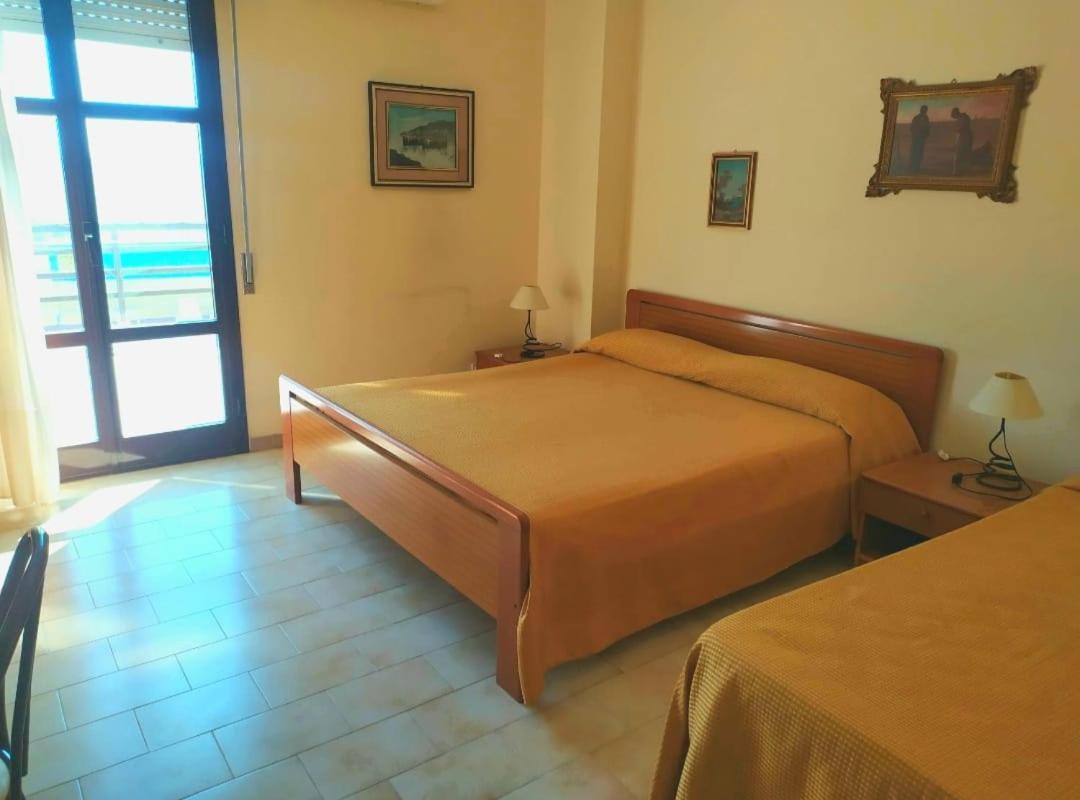 Agathae Hotel & Residence Scoglitti Ngoại thất bức ảnh