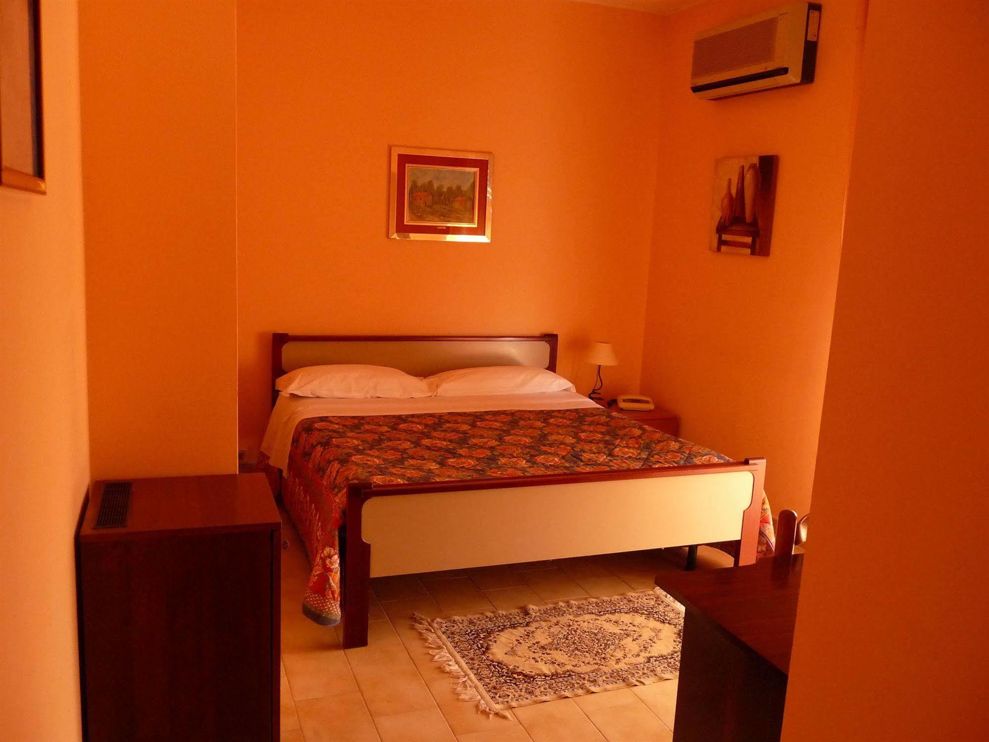 Agathae Hotel & Residence Scoglitti Ngoại thất bức ảnh